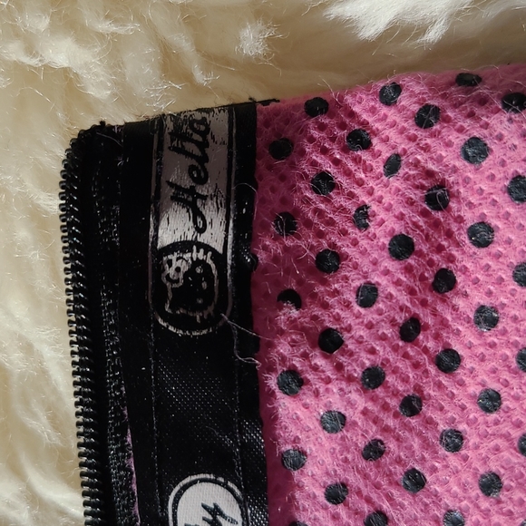 Free✨️Hello kitty vintage pouch 3 zipper compartments - Picture 6 of 7